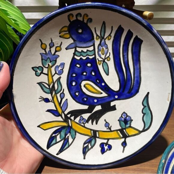 Set of 3 Decorative Plates - Picture 4 of 14